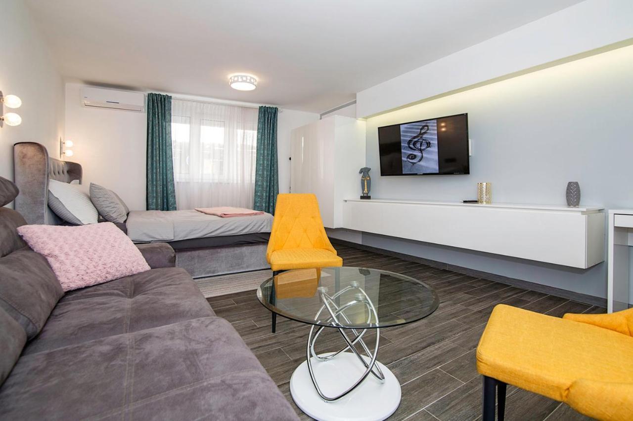 City Center Apartment Βελιγράδι Εξωτερικό φωτογραφία